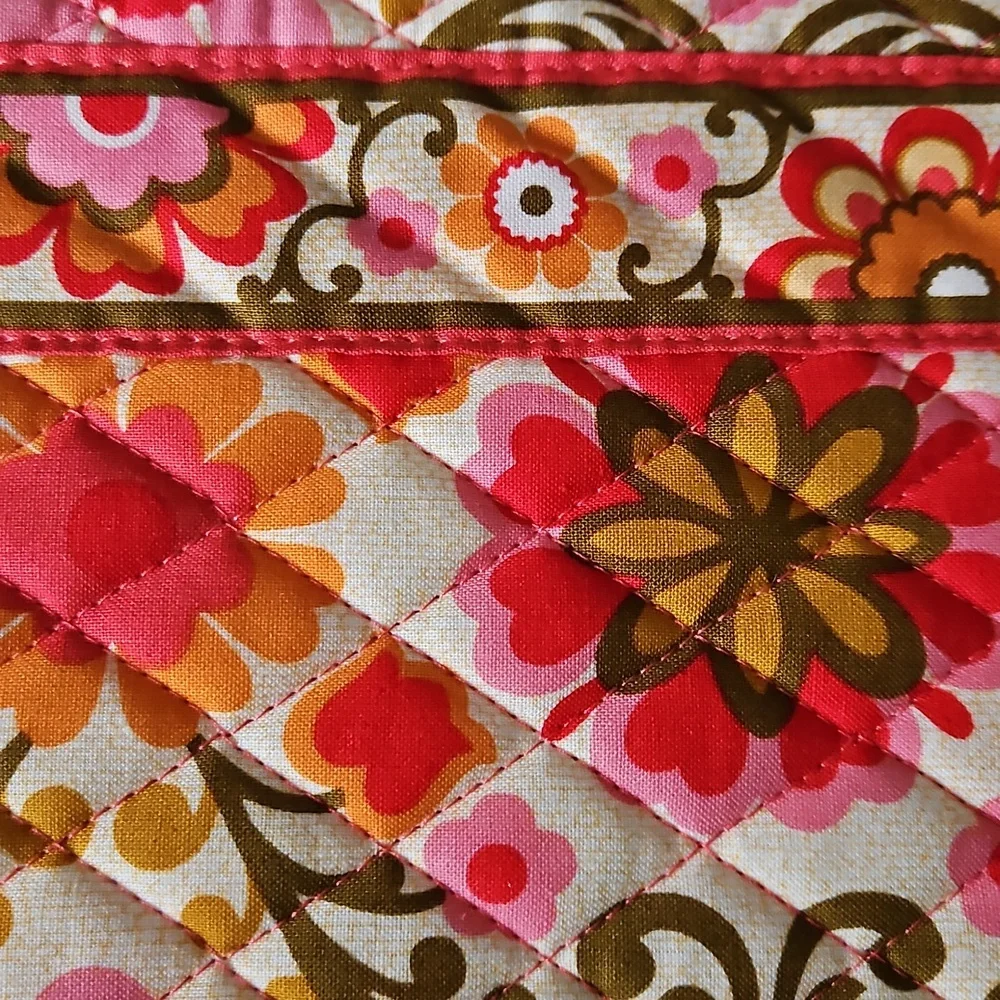 Vera Bradley Folkloric Floral Tablet Sleeve Travel Vacation NWT